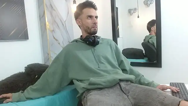 KingOfTemptation online show from 04/14/26, 03:44