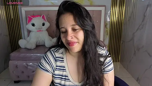 sara tellez s online show from 05/23/26, 03:16