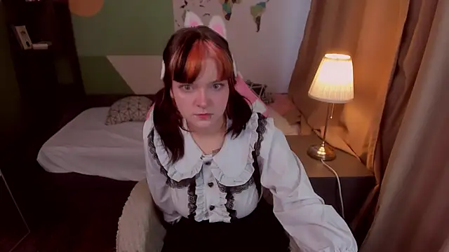 EsterTwilight online show from 05/14/26, 04:04