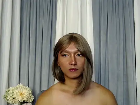 Snapshot of unlimited_gacha chatting on 04/12/26, 03:37 unlimited gacha online show from 04/12/26, 03:37