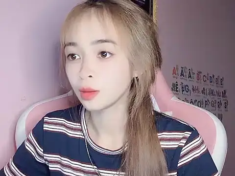 Odile068 online show from 03/14/26, 04:24