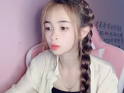 Odile068 online show from 03/28/26, 04:19