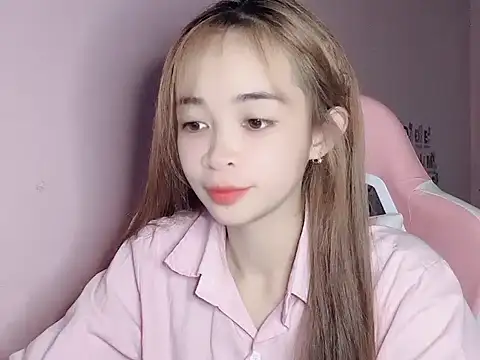 Odile068 online show from 04/03/26, 04:46