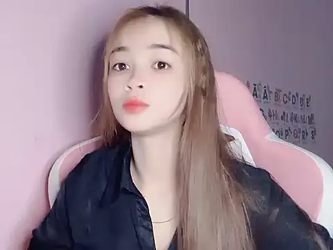 Odile068 online show from 04/01/26, 04:15