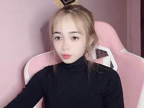 Odile068 online show from 03/09/26, 07:06