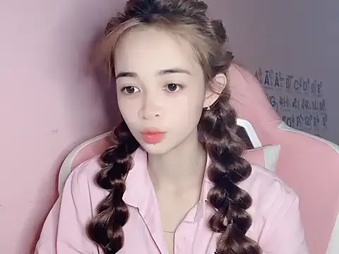 Odile068 online show from 03/30/26, 03:46