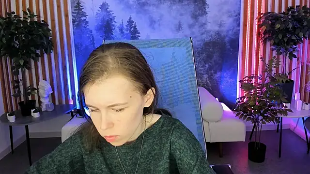 Snapshot of AriaGracen chatting on 04/04/26, 08:43 AriaGracen online show from 04/04/26, 08:43