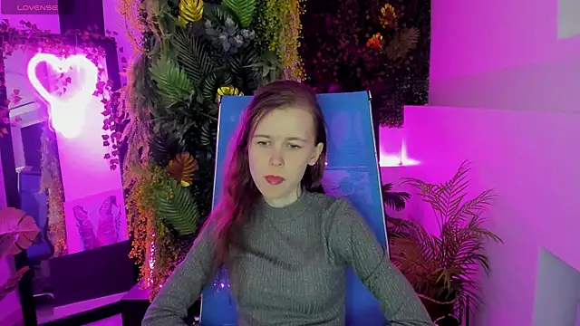 Snapshot of AriaGracen chatting on 04/14/26, 08:19 AriaGracen online show from 04/14/26, 08:19