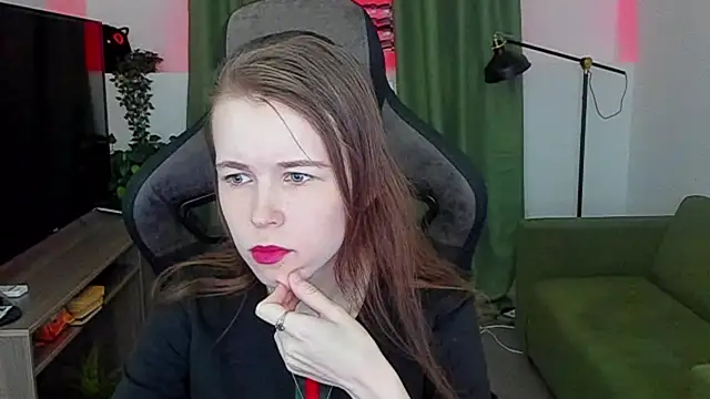 Snapshot of AriaGracen chatting on 03/13/26, 11:26 AriaGracen online show from 03/13/26, 11:26