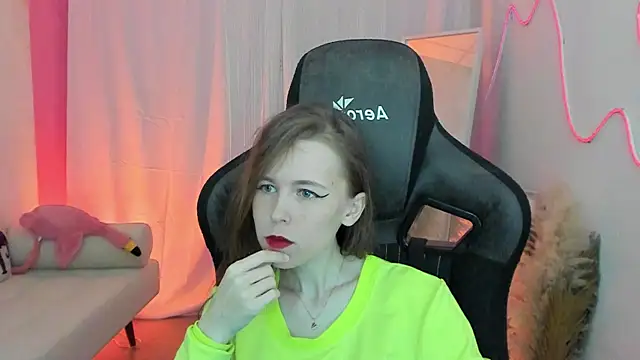 Snapshot of AriaGracen chatting on 04/07/26, 11:34 AriaGracen online show from 04/07/26, 11:34