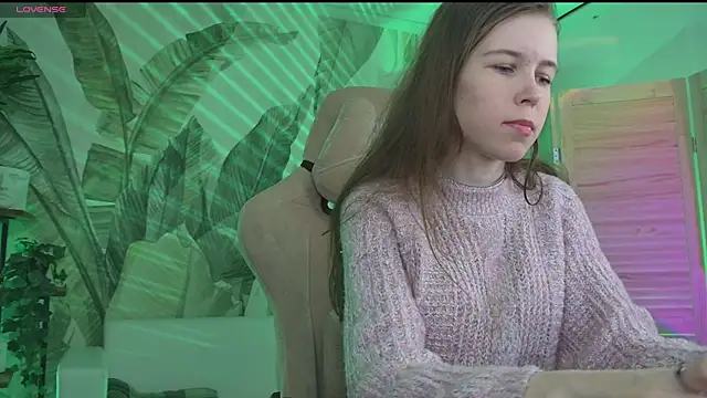 Snapshot of AriaGracen chatting on 04/02/26, 08:43 AriaGracen online show from 04/02/26, 08:43