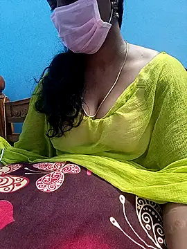 Snapshot of jothika45 chatting on 05/29/26, 06:58 jothika45 online show from 05/29/26, 06:58