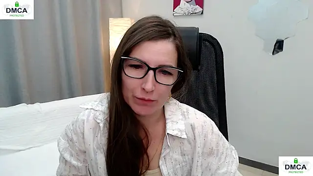 eva lady online show from 03/24/26, 03:45