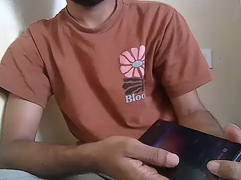 Madhu08fm online show from 03/25/26, 05:51