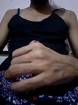 nilakshiperera0 online show from 04/17/26, 08:33