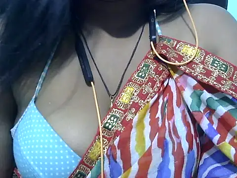Rashmi hotgirl online show from 04/20/26, 01:35