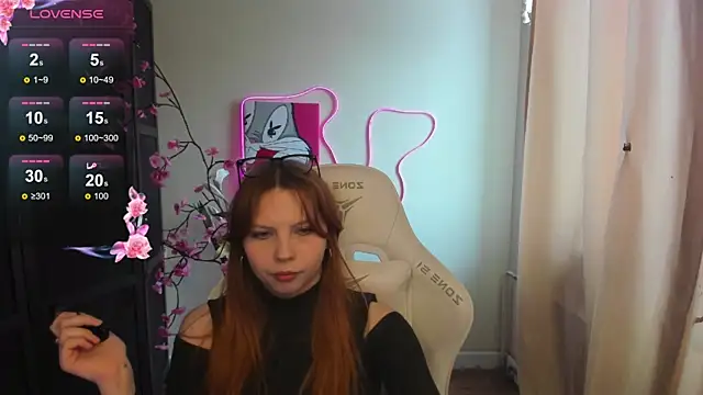 Snapshot of Ember_Vexen chatting on 04/14/26, 08:41 Ember Vexen online show from 04/14/26, 08:41