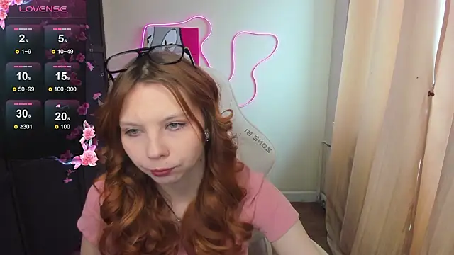 Snapshot of Ember_Vexen chatting on 03/12/26, 03:34 Ember Vexen online show from 03/12/26, 03:34