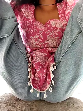 Snapshot of nidhii_nude chatting on 04/10/26, 03:46 nidhii nude online show from 04/10/26, 03:46