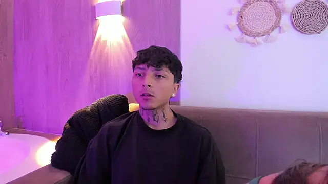 Sky n Zayn online show from 04/29/26, 05:00