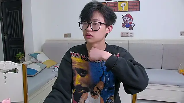 Chili-001 online show from 04/09/26, 10:21