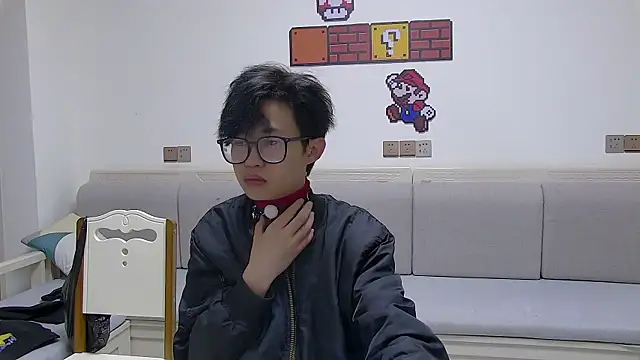 Chili-001 online show from 04/12/26, 02:26