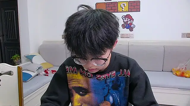 Chili-001 online show from 04/08/26, 04:36