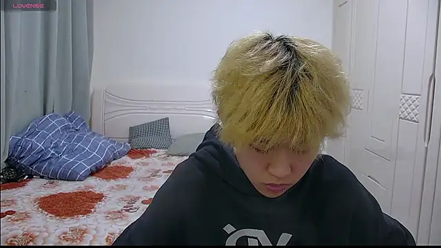 Chili-001 online show from 03/27/26, 10:49