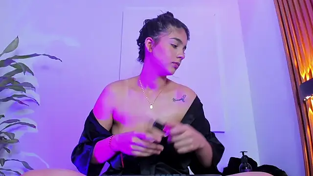 BellaRomano online show from 04/01/26, 01:41