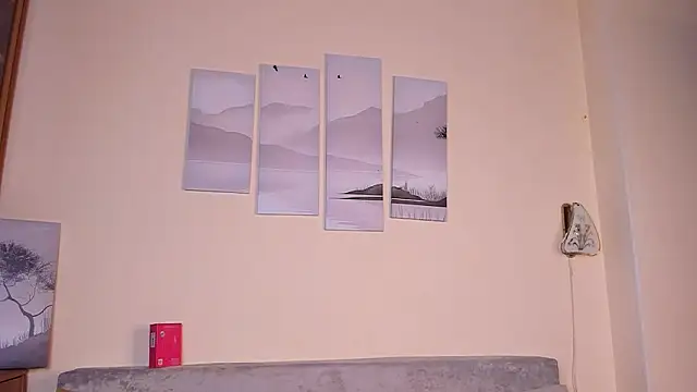 Snapshot of pearl_sky chatting on 03/18/26, 09:37 pearl sky online show from 03/18/26, 09:37