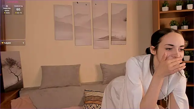 Snapshot of pearl_sky chatting on 04/13/26, 09:08 pearl sky online show from 04/13/26, 09:08