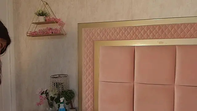 Madii  online show from 03/29/26, 12:07