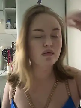 AuroraVale online show from 03/23/26, 07:58