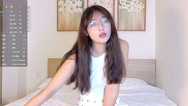 pinkyblooom online show from 03/26/26, 09:07