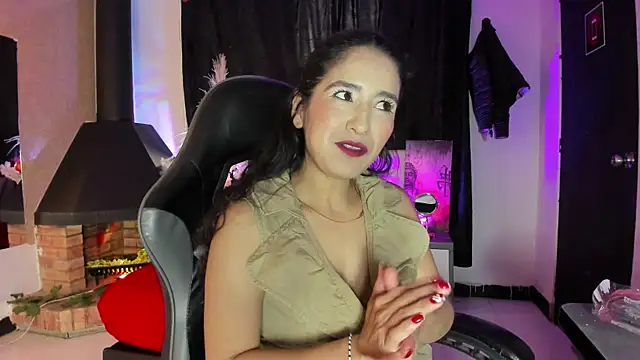 Vicky Angeel online show from 05/12/26, 01:39