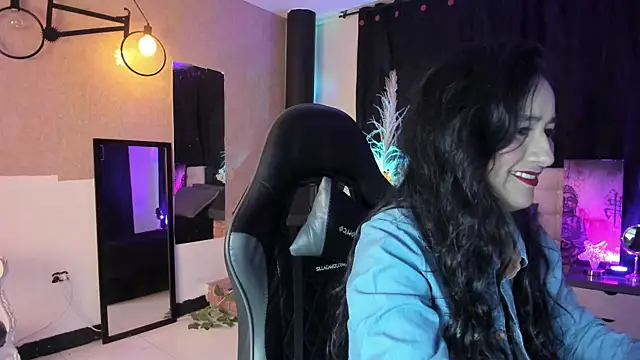 Vicky Angeel online show from 05/21/26, 02:53