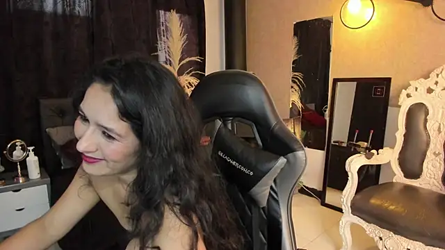 Vicky Angeel online show from 07/12/26, 04:41