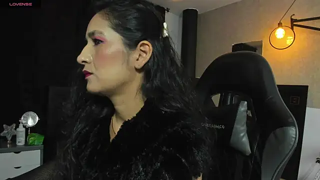 Vicky Angeel online show from 07/17/26, 01:03
