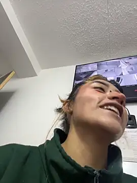 baby akuma online show from 04/28/26, 03:55