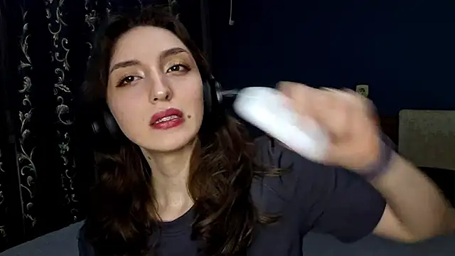 CindyLight online show from 05/18/26, 05:29