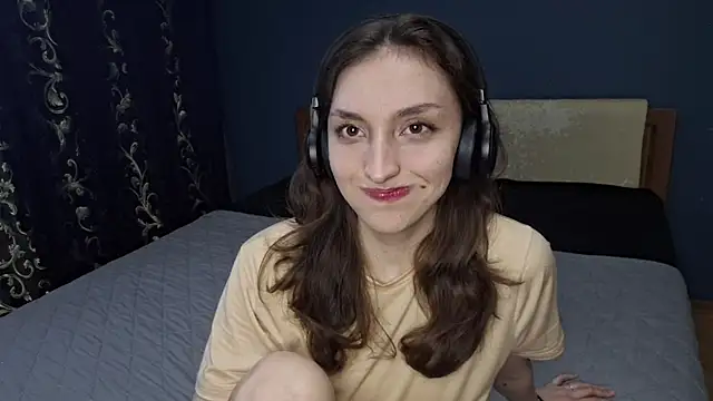 CindyLight online show from 05/20/26, 04:26