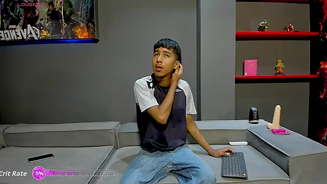 Ender h0tt online show from 04/14/26, 02:11