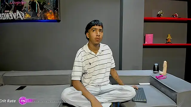 Ender h0tt online show from 04/21/26, 02:12