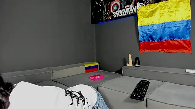 Ender h0tt online show from 06/19/26, 01:50