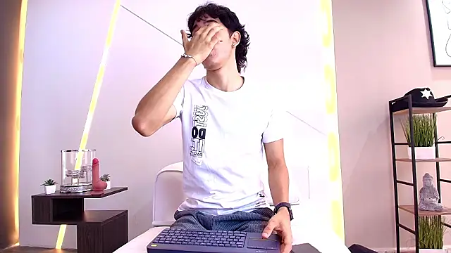 rick flame0 online show from 03/11/26, 01:27