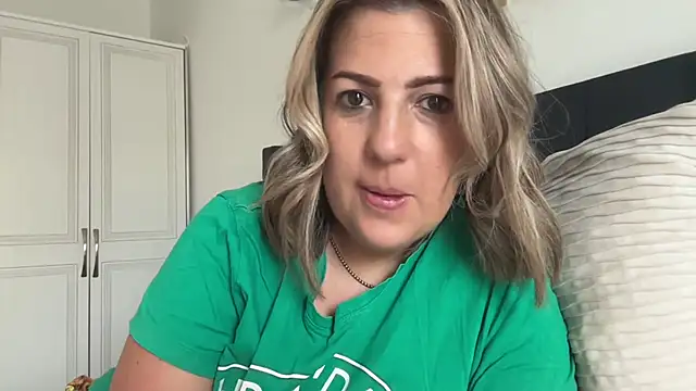annabellewarick online show from 07/04/26, 07:15