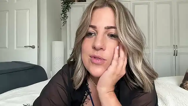 annabellewarick online show from 05/21/26, 01:52