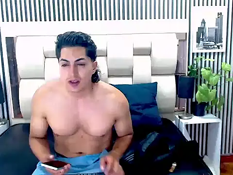 Alex Wolft online show from 07/09/26, 12:26