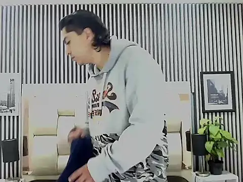 Alex Wolft online show from 04/08/26, 11:44