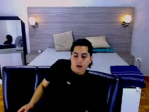 Alex Wolft online show from 03/28/26, 02:56